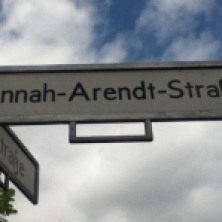 Hannah Arendt Straße / Berlin, Eyal Streett (HCH 2)